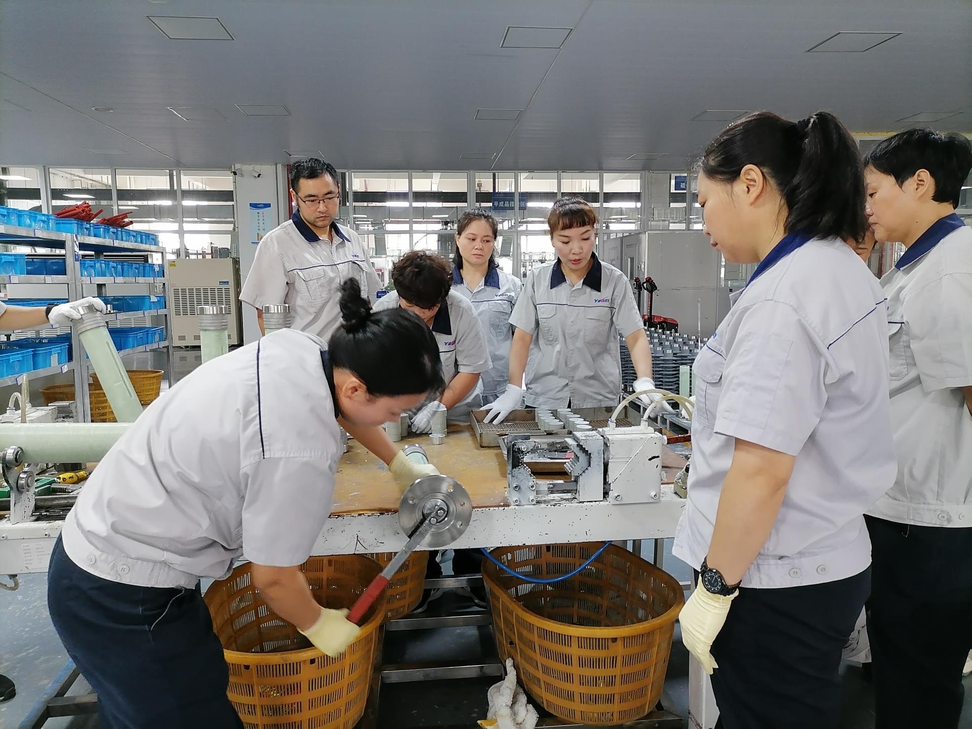 鉗工培訓(xùn)1.jpg 鉗工培訓(xùn)1.jpg