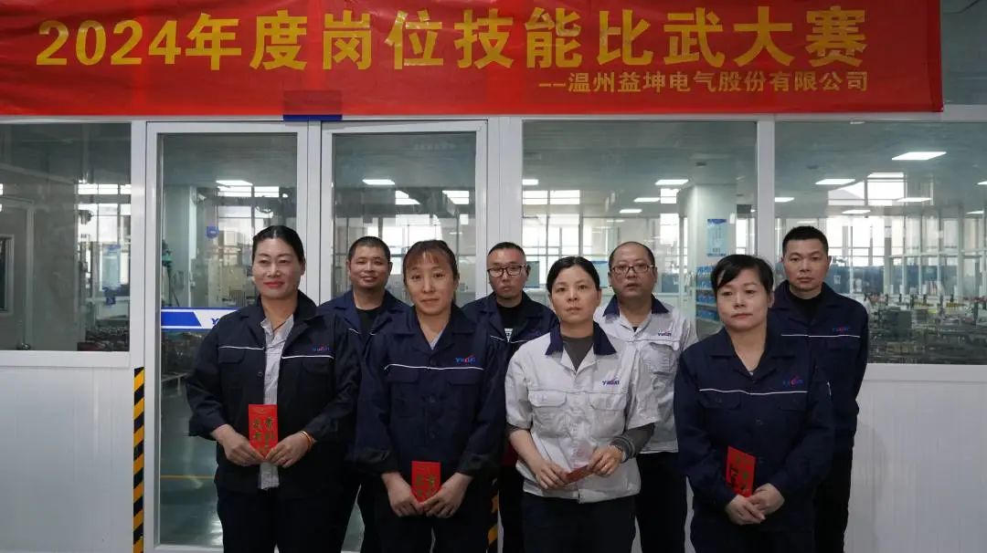 5f49a80b1e8b18ac1d898185aea75ba7.jpg 5f49a80b1e8b18ac1d898185aea75ba7.jpg