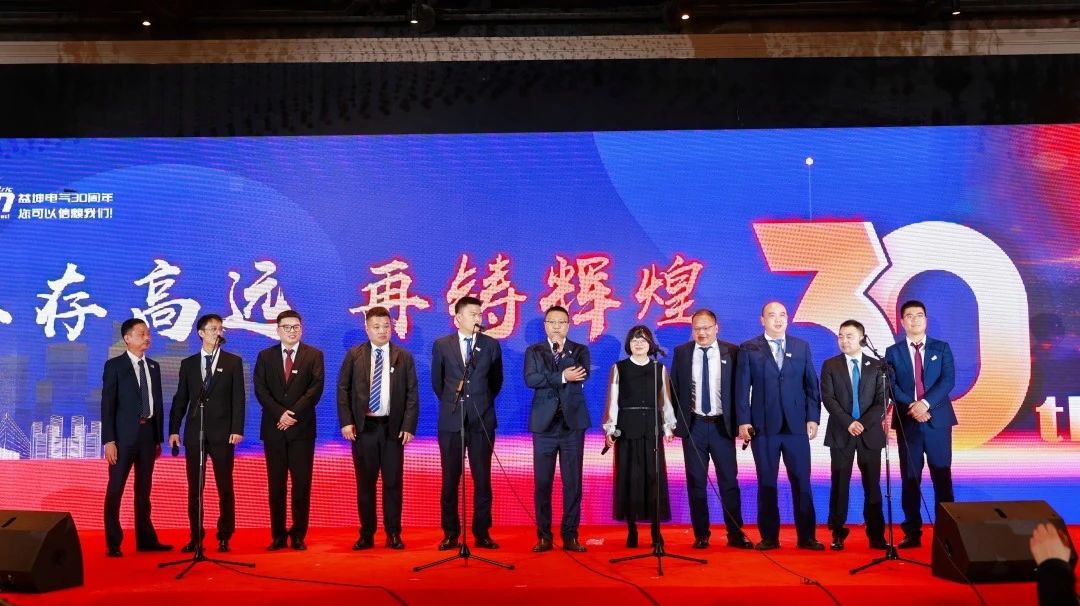 b2a29c2b880ec59aebf0fc2afe24b230.jpg b2a29c2b880ec59aebf0fc2afe24b230.jpg