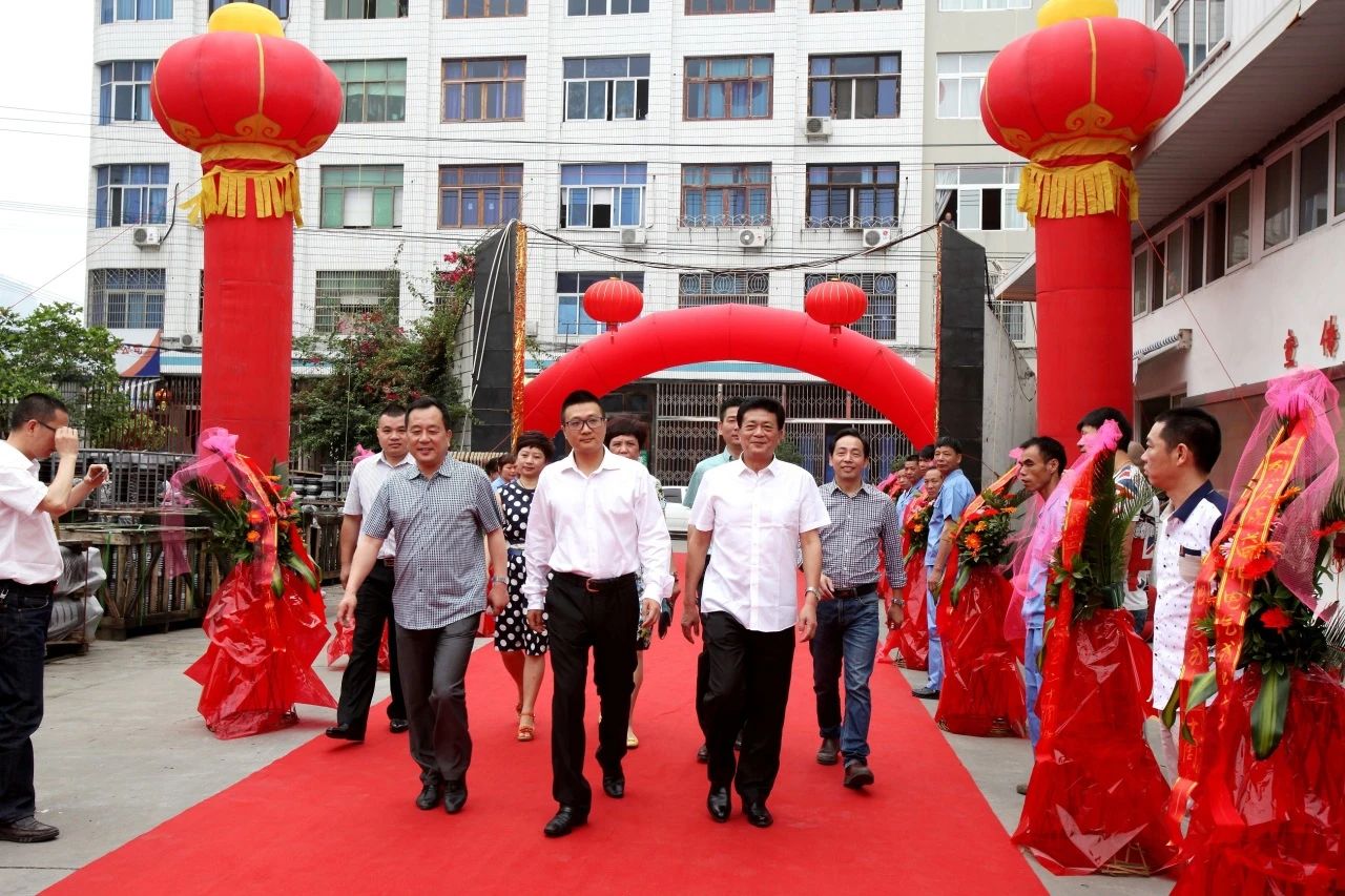 b3c60a2c8f168640db2386fb1063e06b.jpg b3c60a2c8f168640db2386fb1063e06b.jpg